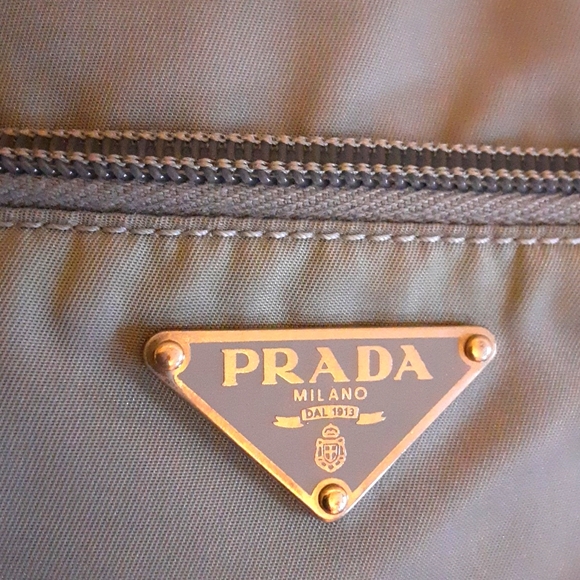 Prada crossbody nylon bag Firm price - Picture 4 of 17